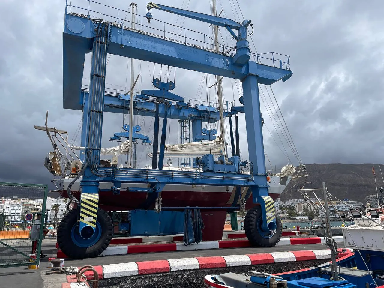 Travel lift de Navalcan en Los Cristianos